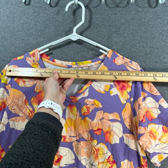 LOGO by Lori Goldstein Rayon Elbow Sleeve Dress Lavender Floral, Petite Medium - Picture 7 of 10